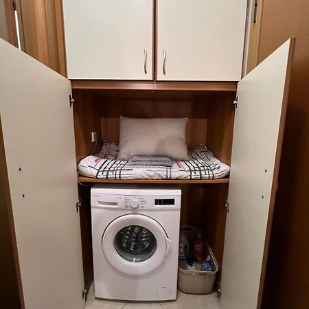 Cozy Apartment In The Heart Of Atene Esterno foto