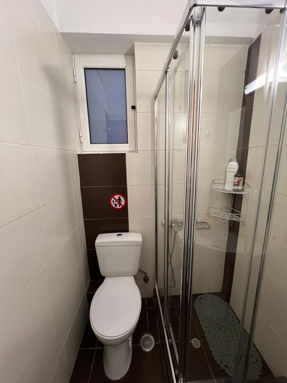 Cozy Apartment In The Heart Of Atene Esterno foto